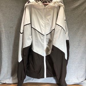 Men’s Element lightweight windbreaker